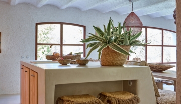 Resa Esatates for sale finca st rafael Ibiza modern 1 bar .jpg